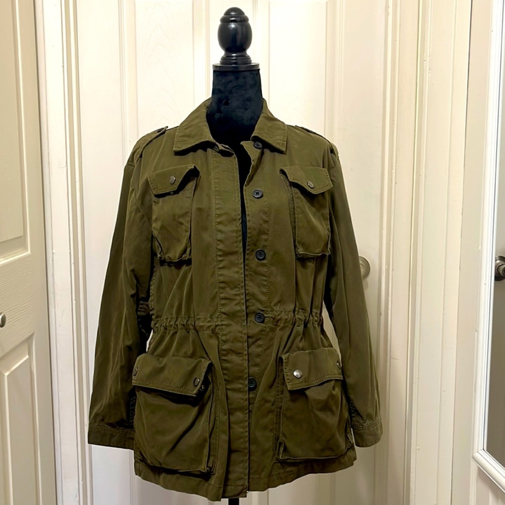 Lightweight Multi Pocket Jacket